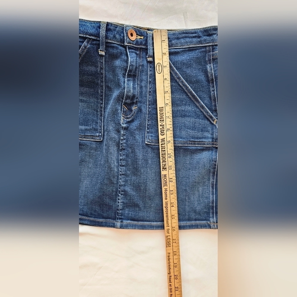 EUC Vineyard Vines Dark Wash Denim Mini Skirt Size 26. USA - Picture 8 of 8